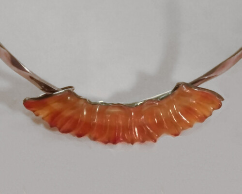 RYPISTETTY AKAATTISIRPALE